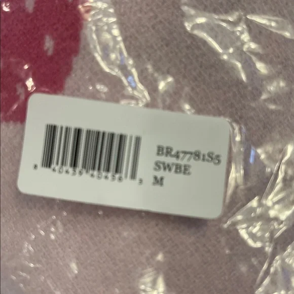 Beach Riot NWT Sz M Joey Sweet strawberries oversized sweater; so cute! - Picture 16 of 16